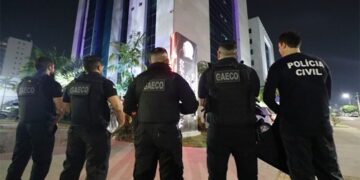 Compartilhar Foto acessível: operação Ministério Público deflagra Operação Epimorfose em Candeias do Jamari/RO e Salvador/BA