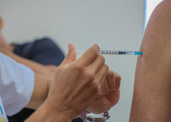 Campanha de vacinação contra gripe para grupos prioritários começa nesta terça-feira (03), em Porto Velho