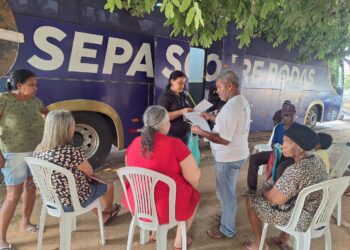 Moradores do Setor 6 em Cacaulândia recebem ação de regularização fundiária do governo de RO