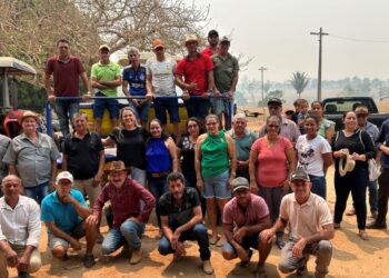 Associação rural de Urupá recebe equipamentos agrícolas da deputada Cláudia de Jesus