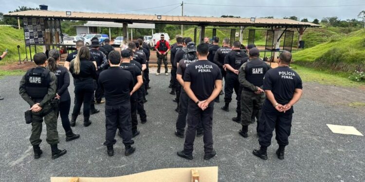 Jean Oliveira defende extinção das horas complementares para policiais penais