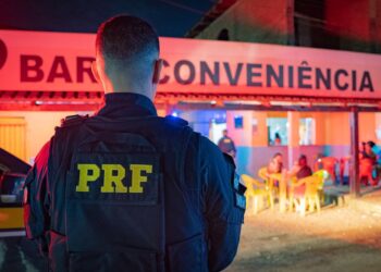 Em Rondônia, PRF prende mulher que favorecia a prostituição da sua própria irmã adolescente