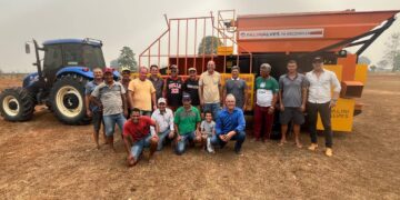 Ismael Crispin entrega implemento agrícola e reforça apoio à agricultura familiar em São Miguel do Guaporé