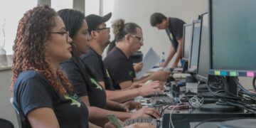 Prefeitura orienta famílias de baixa renda a se cadastrarem ou atualizarem dados no CadÚnico