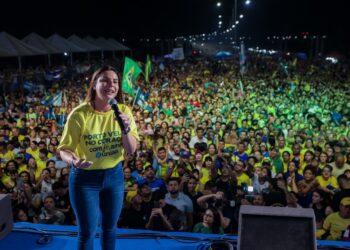 Bolsonaro mobiliza Porto Velho em apoio histórico à candidatura de Mariana Carvalho