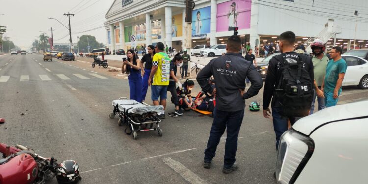 Motociclista é socorrido as pressas para o JPII