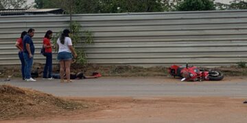 Acidente de trânsito na av.Guapore em PVH