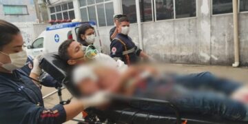 Jovem é ferido a golpes de faca por ‘amigo’ durante bebedeira