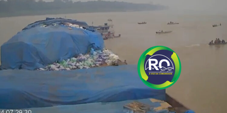 VEJA O VÍDEO: Balsa é saqueada no Rio Madeira