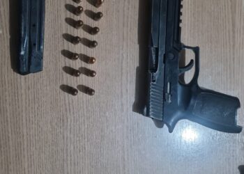 NOVA MAMORÉ – POLÍCIA MILITAR PRENDE HOMEM POR PORTE ILEGAL DE ARMA DE FOGO DURANTE EVENTO