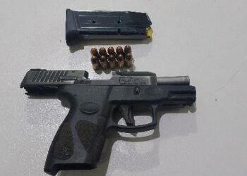 Polícia Militar prende homem por posse ilegal de arma de fogo