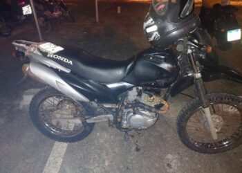 Polícia Militar apreende motocicleta com sinais de adulteração