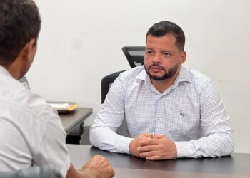 Edevaldo Neves solicita providências sobre obras paralisadas na BR-364