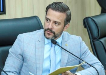 Associação de Machadinho do Oeste recebe emenda de R$ 325 mil para aquisição de trator
