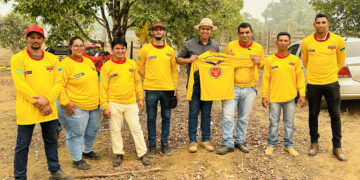 Pedro Fernandes entrega 20 fardamentos para Brigada Voluntária de Campo Novo de Rondônia