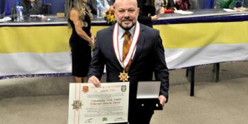 Integrante do MPRO é homenageado com Colar da Câmara Brasileira de Cultura