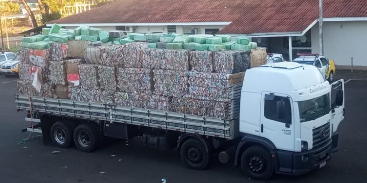 PF e PM apreendem 3 toneladas de drogas