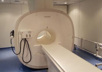 Exames de ressonância magnética para Ariquemes são solicitados por Cláudia de Jesus