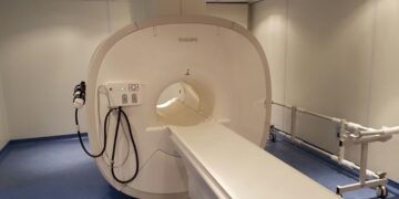 Exames de ressonância magnética para Ariquemes são solicitados por Cláudia de Jesus