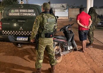 VEÍCULO CLONADO É RECUPERADO DURANTE OPERAÇÃO PROTETOR DAS FRONTEIRAS EM NOVA MAMORÉ