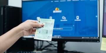 Detran-RO tem mais de 5 mil CNHs aguardando retirada e convoca usuários a buscarem seus documentos