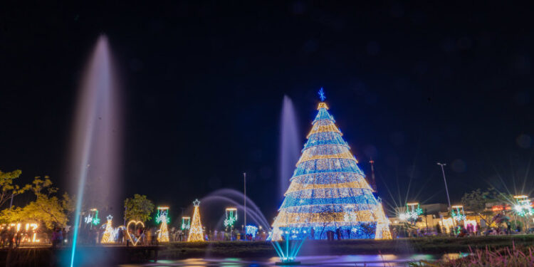 Hotéis em Porto Velho terão descontos especiais para famílias do interior conhecerem o Natal Porto Luz, no Parque da Cidade.