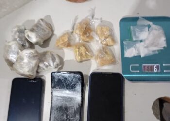 Polícia Militar prende jovem por tráfico de drogas