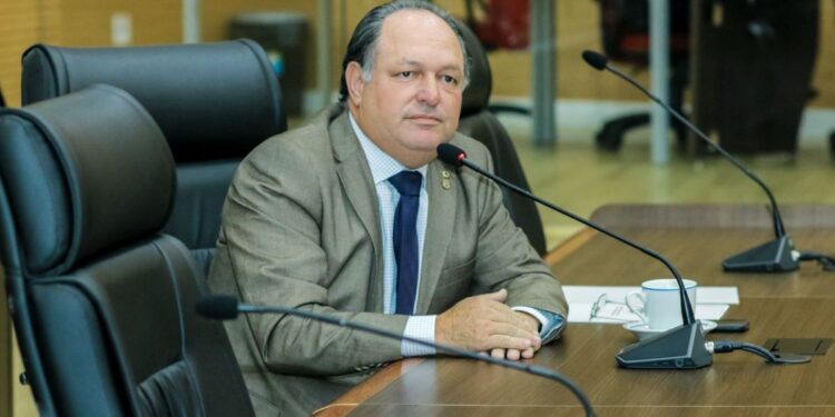 Deputado Pedro Fernandes solicita suspensão da cobrança da volta do “DPVAT” em Rondônia