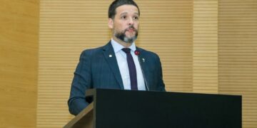 Delegado Camargo cobra do governo do estado a instalação de novo centro cirúrgico em Buritis