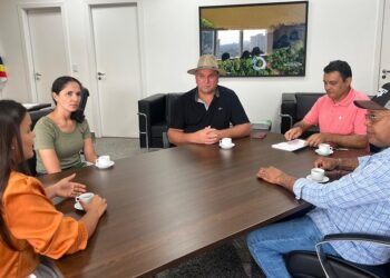 Dra. Taíssa recebe finalista do VI Concurso Nacional de Cacau Especial