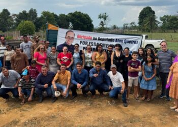 Alan Queiroz entrega equipamentos agrícolas ao município de Machadinho D’Oeste