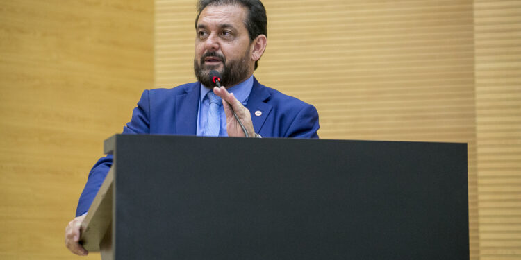 Laerte Gomes garante R$ 1 milhão para custeio de cirurgias eletivas em Urupá