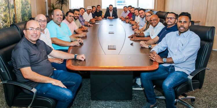 Reunião estratégica na Alero foca em combate aos alagamentos em Porto Velho
