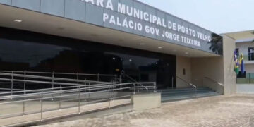 HOJE: A Polícia visitou gabinete de uma vereadora em Porto Velho