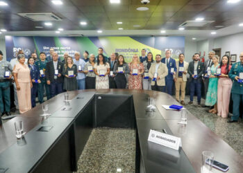 Esforço conjunto pelo desenvolvimento de Rondônia é celebrado com entrega das Medalhas do Mérito da Casa Militar