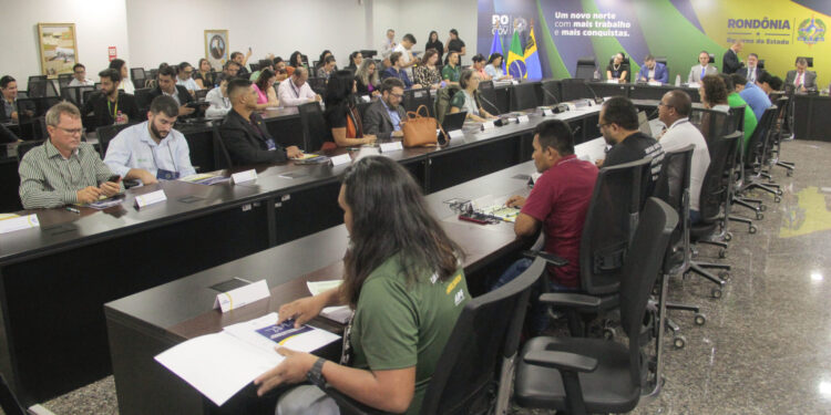 Ações para fortalecer iniciativas de proteção ambiental são debatidas no 4º Fórum Estadual de Mudanças Climáticas, em Porto Velho