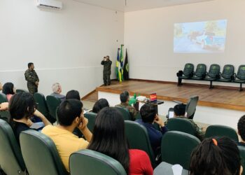Batalhão de Polícia Ambiental recebe comitiva da SETIC para visita técnica e apresentação de atividades