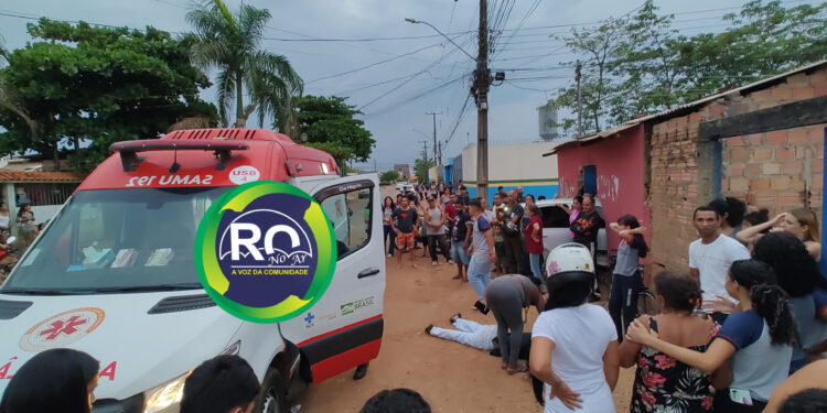 VÍDEO: Professora em seu veículo colide com uma moto é atropela uma estudante e destrói um comércio