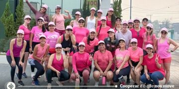 CrediSIS promove autocuidado e conscientização com a Caminhada do Outubro Rosa