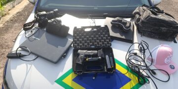 JI-PARANÁ – POLÍCIA MILITAR AGE RÁPIDO, PRENDE SUSPEITO DE FURTOS E RECUPERA OBJETOS