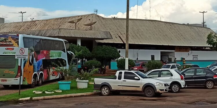 Alero aprova R$ 7,5 milhões em créditos suplementares para recuperação da rodoviária de Cacoal e outras obras
