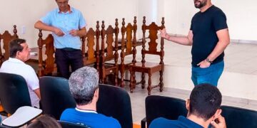 Nim Barroso mobiliza empresários e lideranças para debater demandas de Santa Luzia do Oeste