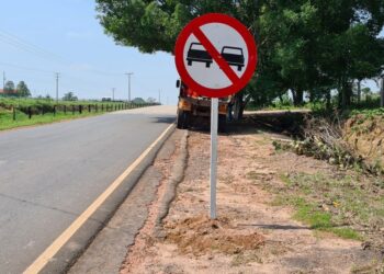 Cláudia de Jesus cobra melhorias na sinalização de obras em estradas de Rondônia