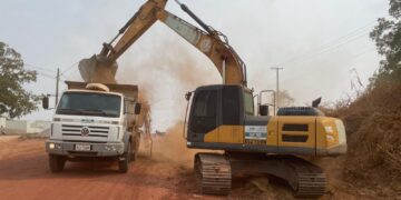Cirone Deiró anuncia mais asfalto para avenida Sete de Setembro, em Cacoal