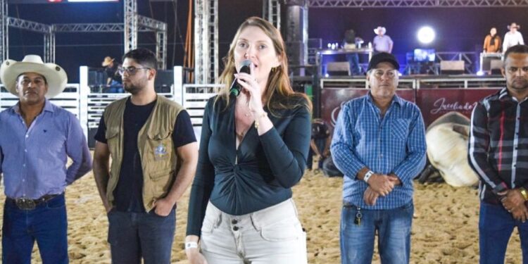 Sucesso da Expovale contou com R$ 270 mil da deputada Lebrinha