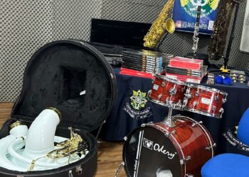 Emenda parlamentar do deputado Nim Barroso garante equipamentos para banda da PMRO