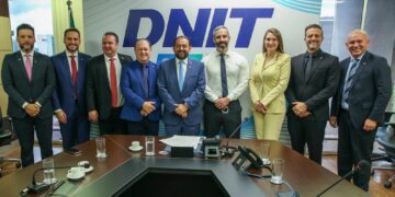 Deputados rondonienses e bancada do Parlamento Amazônico pressionam Dnit sobre a BR-319