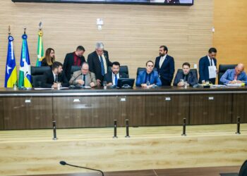 Deputados aprovam projetos que beneficiam servidores do Judiciário, Alero e Defensoria Pública