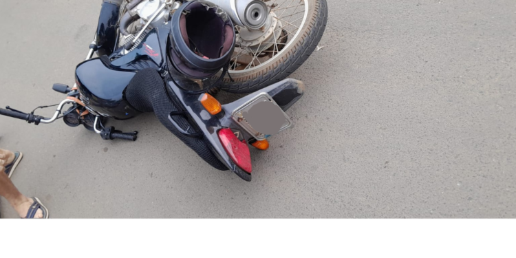 Polícia Militar recupera motocicleta roubada e e conduz adolescente  em Ariquemes