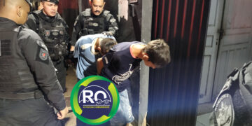Policia Militar prende dois homens armados próximo a condomínio na zona leste